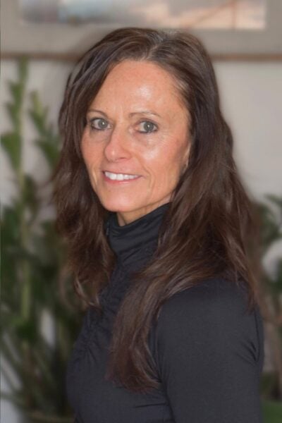 Kat, Chiropractic Assistant