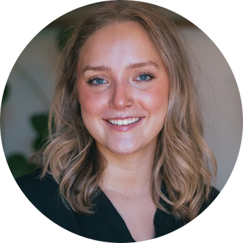 Kat, Chiropractic Assistant